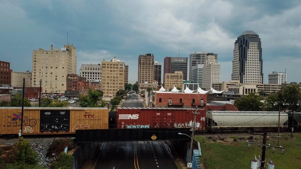 city of shreveport, train.