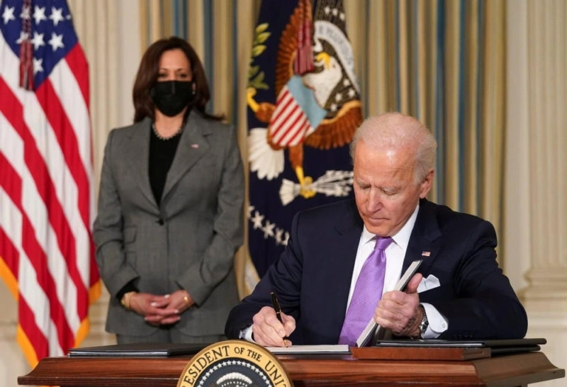 Biden Acknowledges US Overreliance on Foreign Supply Chains