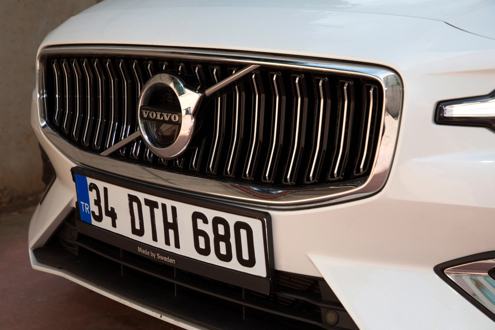 Volvo Group Goes LoRaWAN Over 5G For Its Autonomous Vehicle Production. Experts Say This Was a Smart Move.